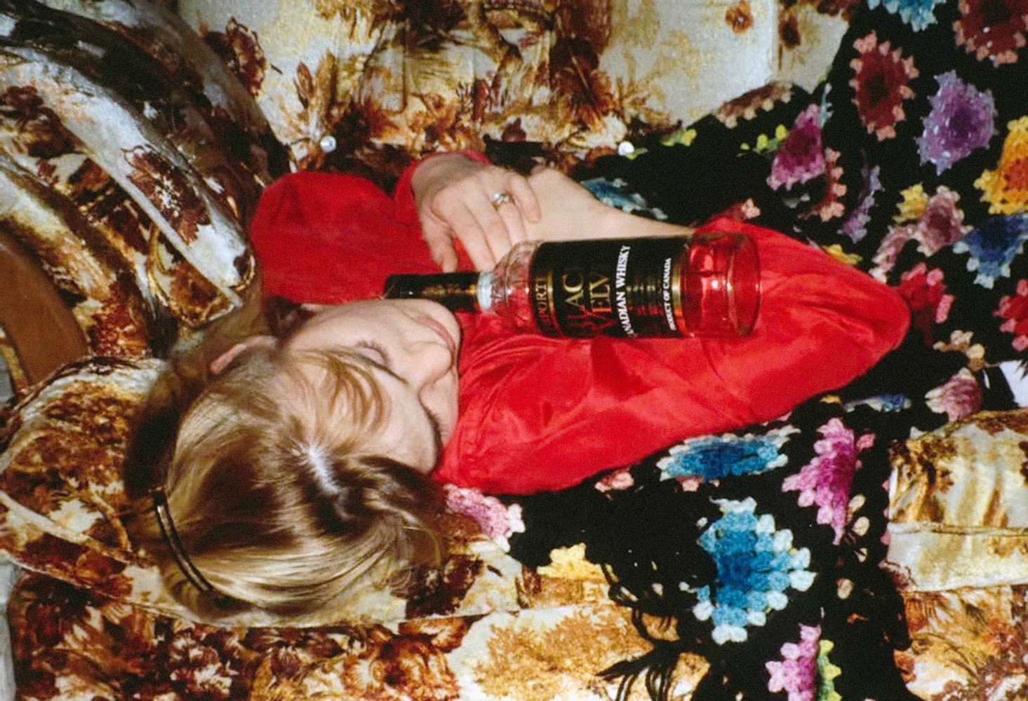 Steven Shearer

Black Velvet

2025

UV print on canvas; framed

Unique

Image 277.5 x 408 cm / 109 1/4 x 160 5/8 in

Frame 280 x 408 cm / 110 1/4 x 160 5/8 in