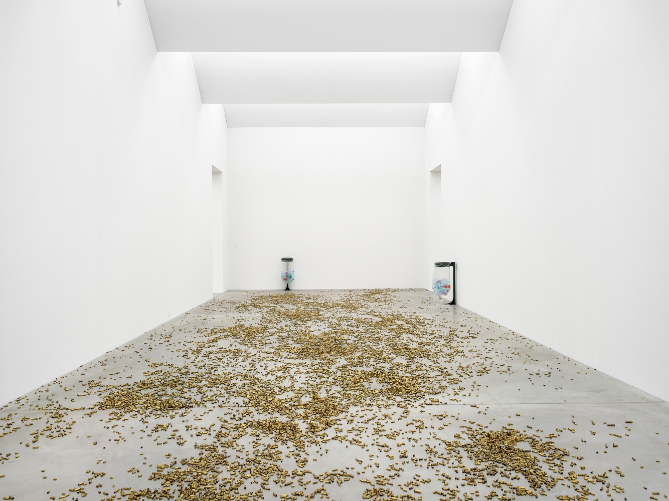 Installation view, Matias Faldbakken,&amp;nbsp;Matter Forms: Vom Readymade zum Warenfetisch, Kunst Museum Winterthur, 2024