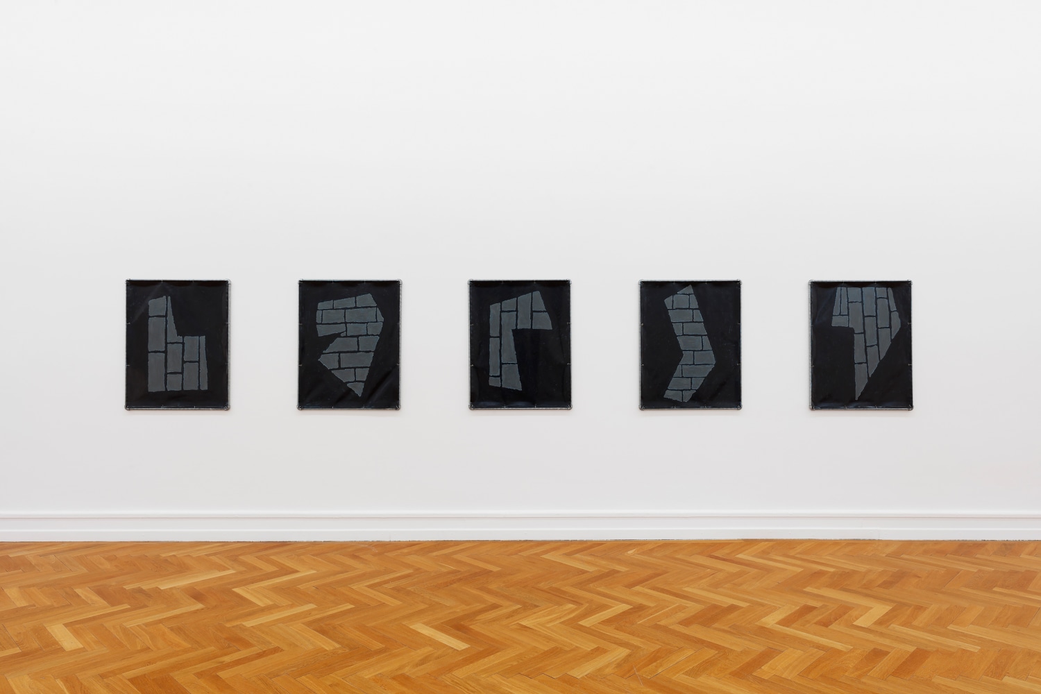 Installation views of paintings by Valentin Carron