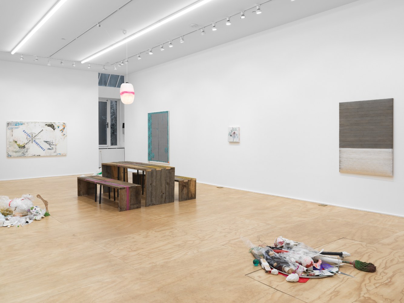 installation view Weiss Falk at Eva Presenhuber, New York