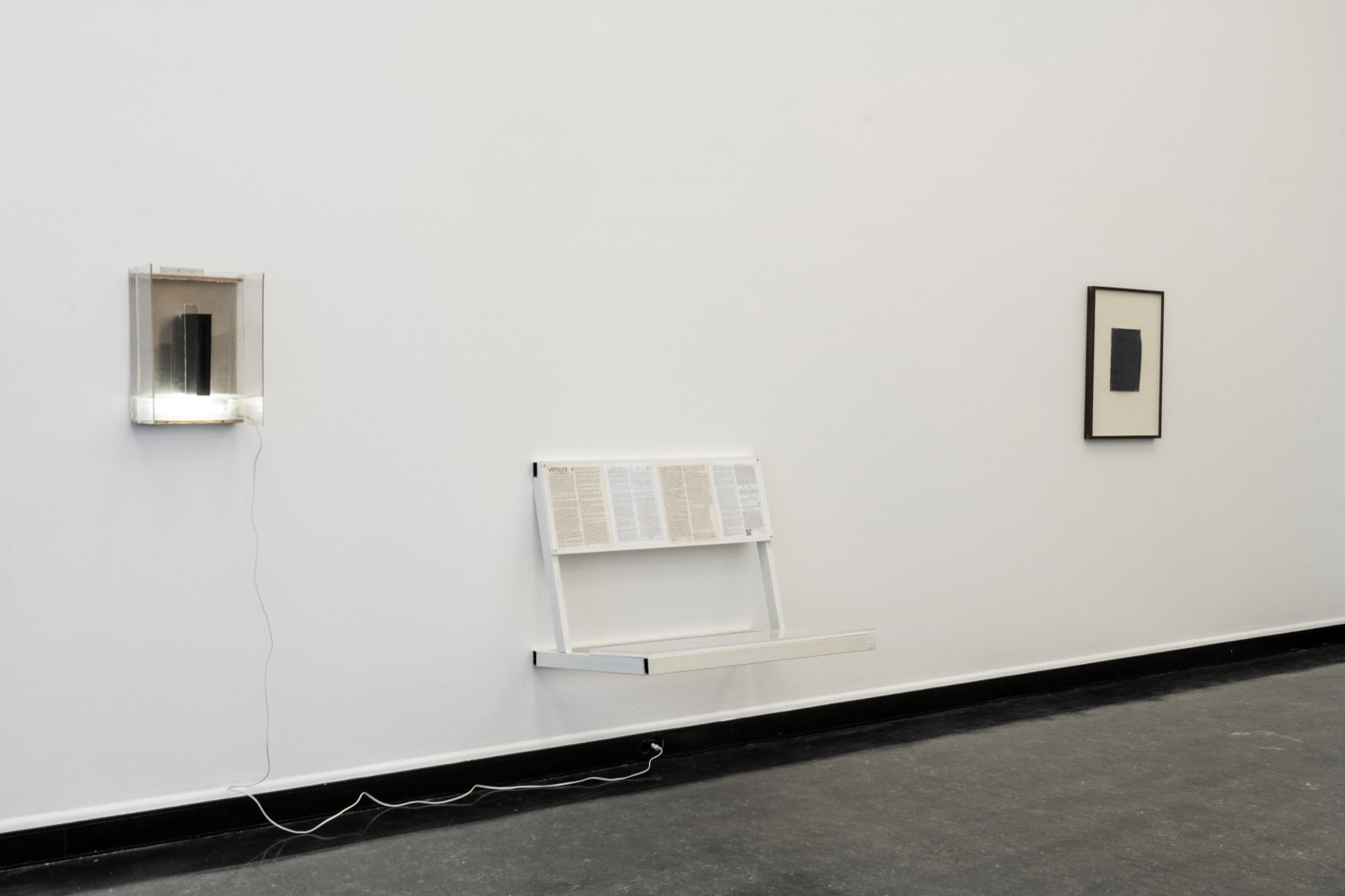 installation view oscar tuazon bergen