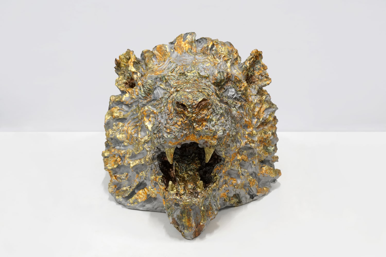 JEAN-MARIE APPRIOU
Denebola
2022
Cast aluminum, copper leaves
Unique
60 x 115 x 65 cm / 23 5/8 x 45 1/4 x 25 5/8 in
APPRI54655