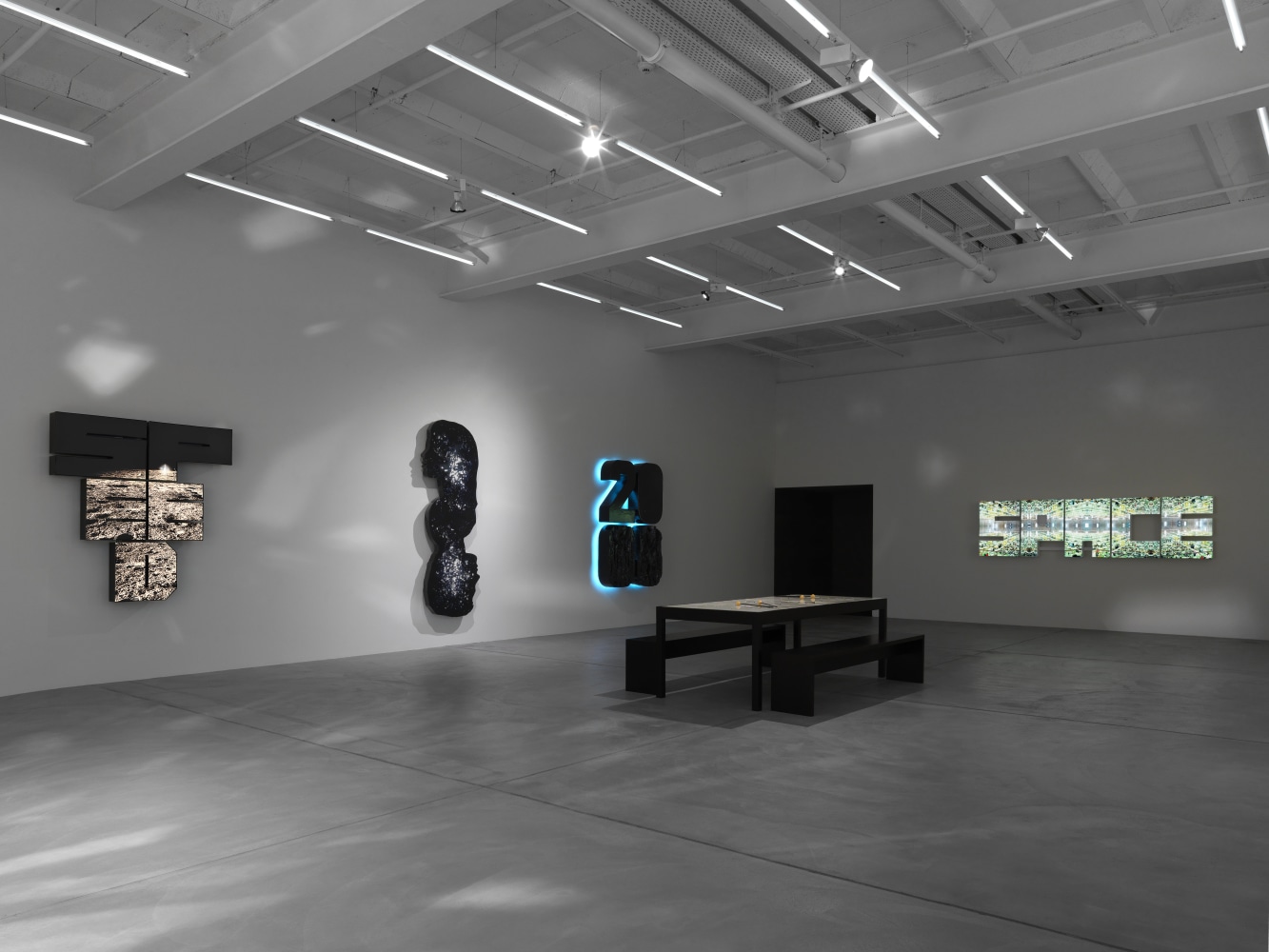 Exhibition View, Doug Aitken, Galerie Eva Presenhuber, Zurich, 2012