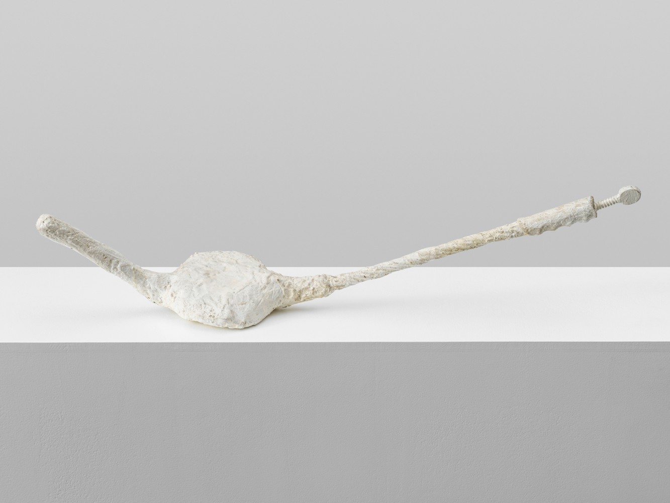 Passstück

1984

Plaster, gauze on polyester and wood

19 x 80 x 20 cm / 7 1/2 x 31 1/2 x 7 7/8 in

&amp;copy; Archiv Franz West &amp;copy; Estate Franz West