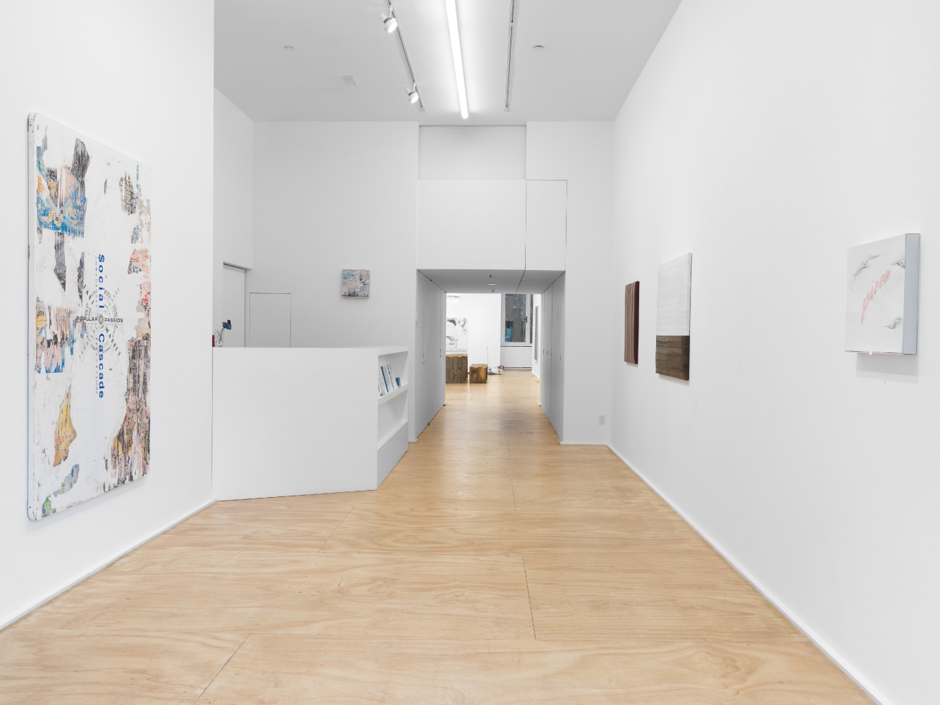 installation view Weiss Falk at Eva Presenhuber, New York