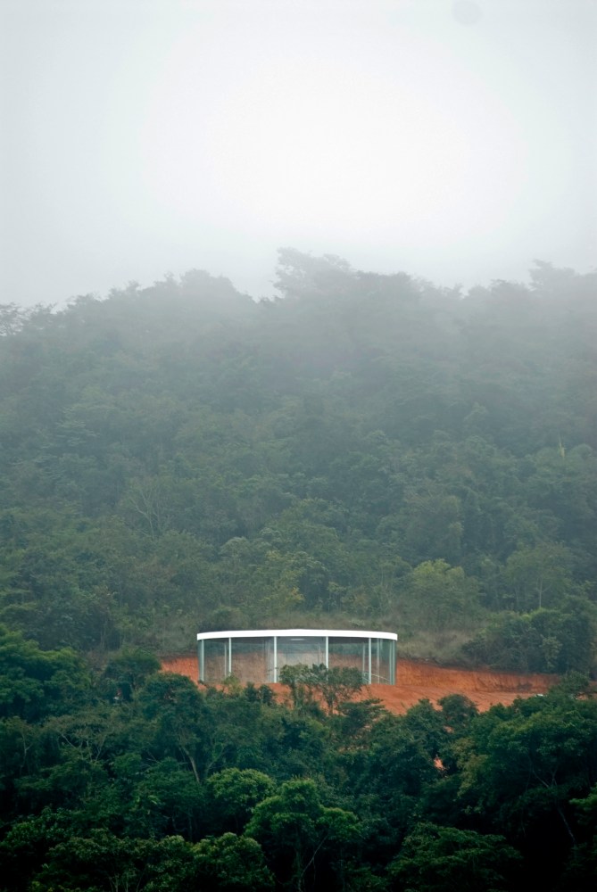 Installation view of living art installation by Doug Aitken