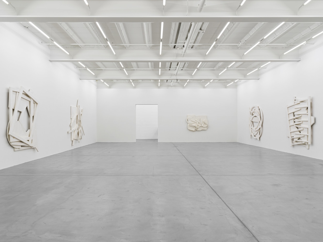 Exhibition View, Wyatt Kahn, Galerie Eva Presenhuber, Zurich, 2021
