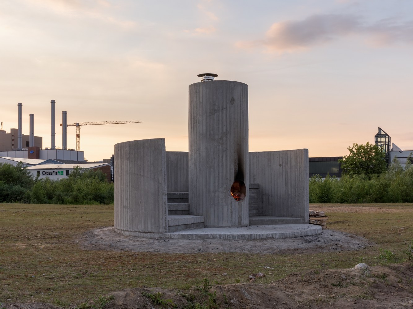 Installation view of sculpture by Oscar Tuazon
