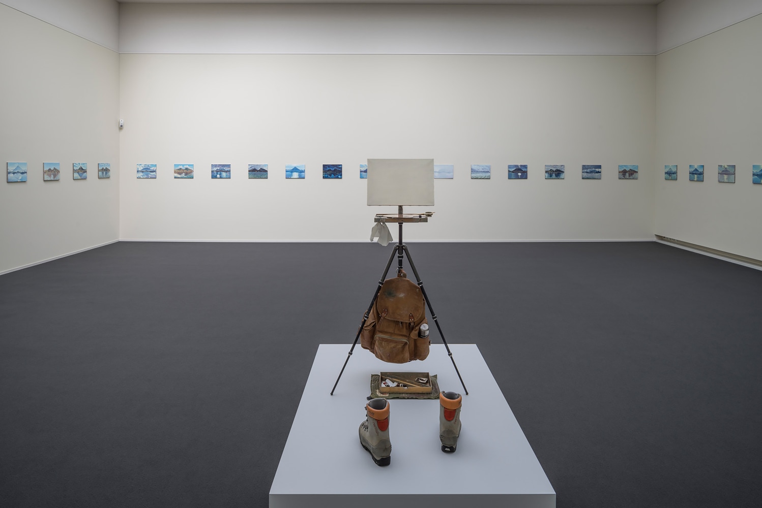 Installation view of works by Ferdinand Hodler and Jean-Frédéric Schnyder