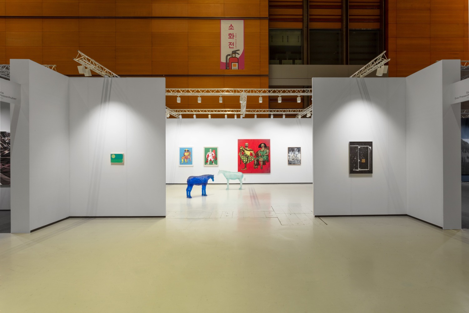 Installation view, Galerie Eva Presenhuber, Frieze Seoul, Seoul, 2023