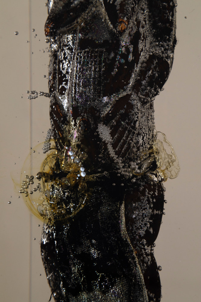 Sister Covered in Tears

2024

Wooden figure, polyurethane resin, steel, acrylic Sculpture

57.5 x 23 x 21.5 cm / 22 5/8 x 9 x 8 1/2 in

Pedestal 112 x 25.5 x 28.5 cm / 44 1/8 x 10 x 11 1/4 in

&amp;copy; Matthew Angelo Harrison