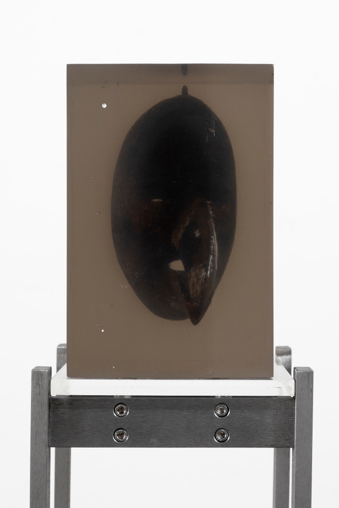 MATTHEW ANGELO HARRISON
Prey
2024
Wooden figure, polyurethane resin, steel, acrylic
Sculpture 23 x 26.5 x 16 cm / 9 x 10 3/8 x 6 1/4 in
Pedestal 112 x 21 x 29.5 cm / 44 1/8 x 8 1/4 x 11 5/8 in
HARRI60080