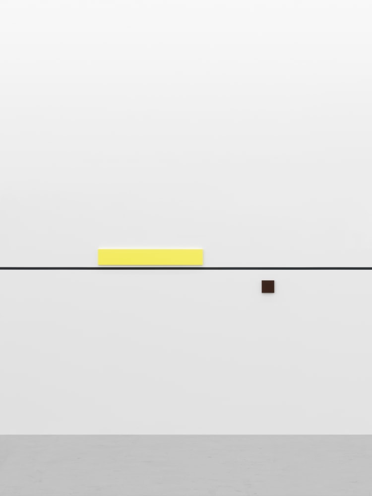 GERWALD ROCKENSCHAUB
bass+ (re)modification
2024
2 objects; lacquered MDF, black line on wall (2.5 cm wide, RAL9005 / deep black)
Unique
Object 1 15 x 100 x 3 cm / 5 7/8 x 39 3/8 x 1 1/8 in
Object 2 12 x 12 x 3 cm / 4 3/4 x 4 3/4 x 1 1/8 in
Dimensions variable
ROCKE60248