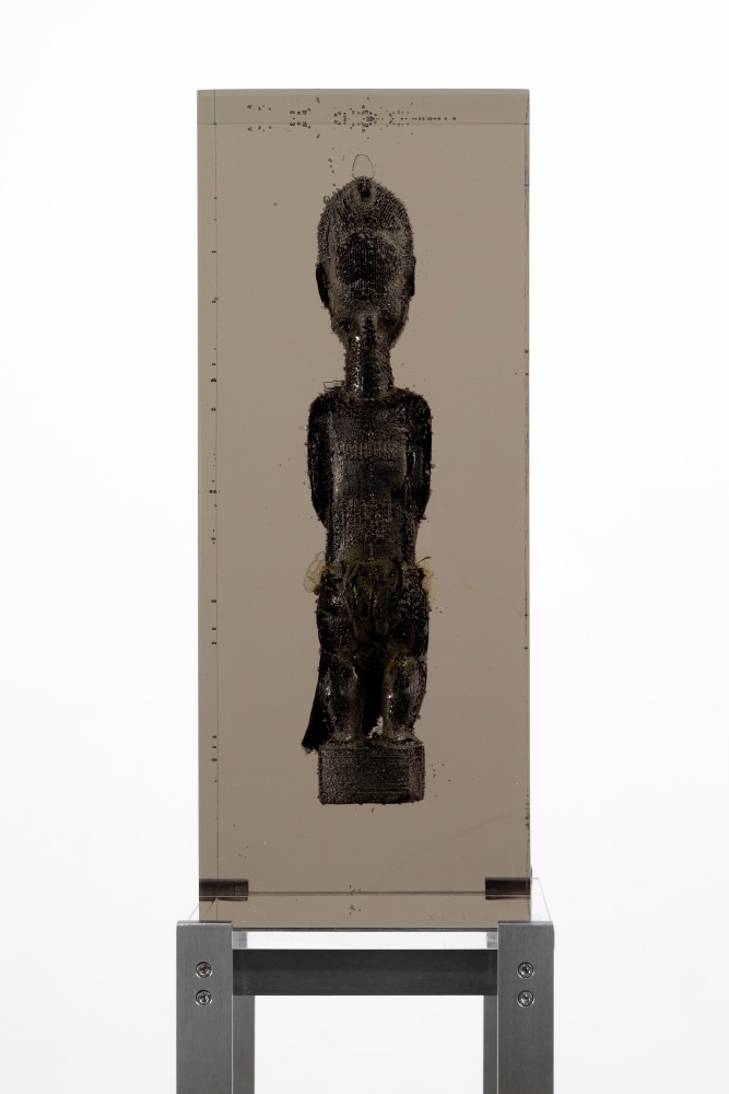 MATTHEW ANGELO HARRISON
Sister Covered in Tears
2024
Wooden figure, polyurethane resin, steel, acrylic
Sculpture 57.5 x 23 x 21.5 cm / 22 5/8 x 9 x 8 1/2 in
Pedestal 112 x 25.5 x 28.5 cm / 44 1/8 x 10 x 11 1/4 in
HARRI60084