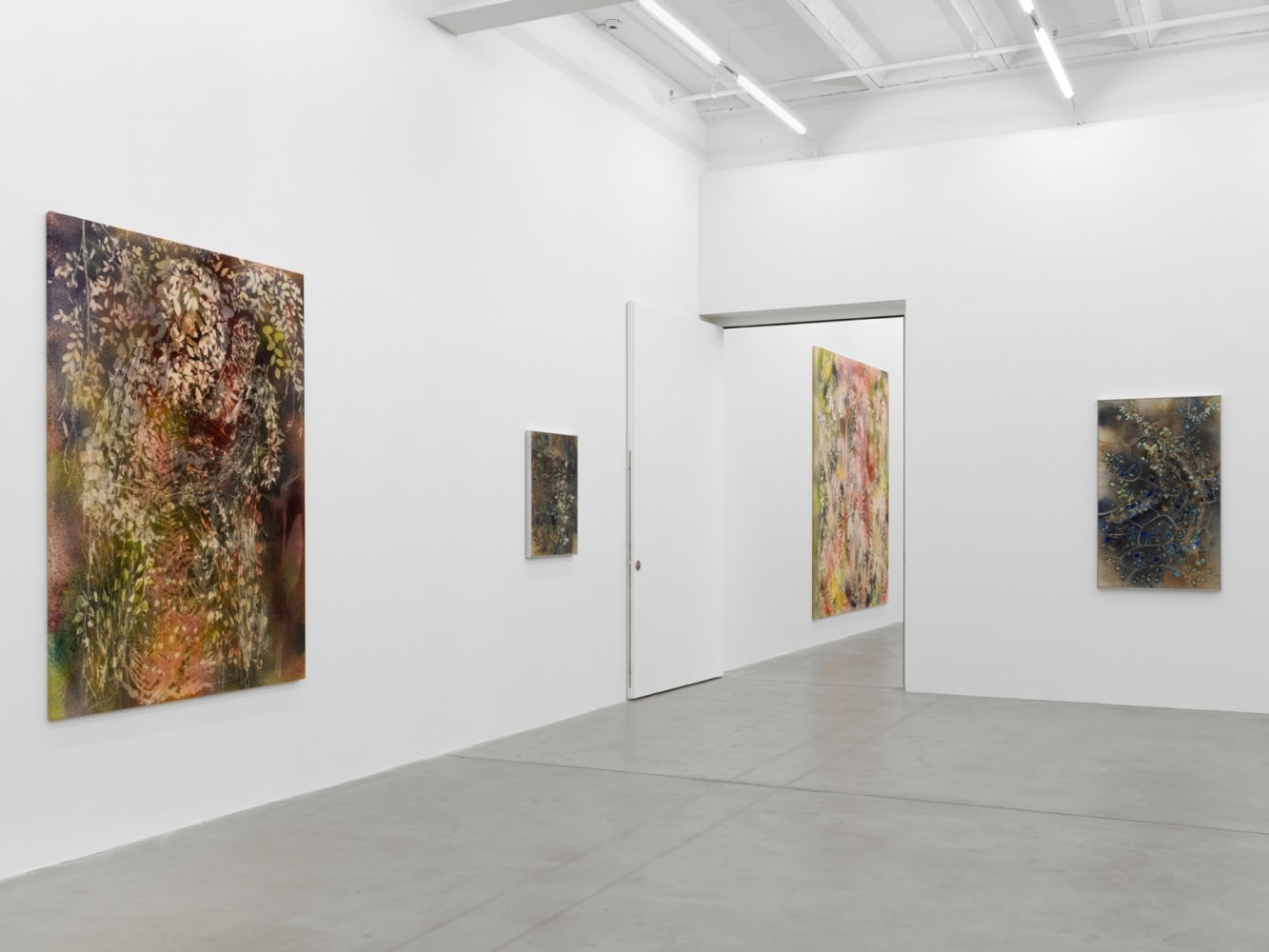 Exhibition View, Sam Falls, Galerie Eva Presenhuber, Zurich, 2021