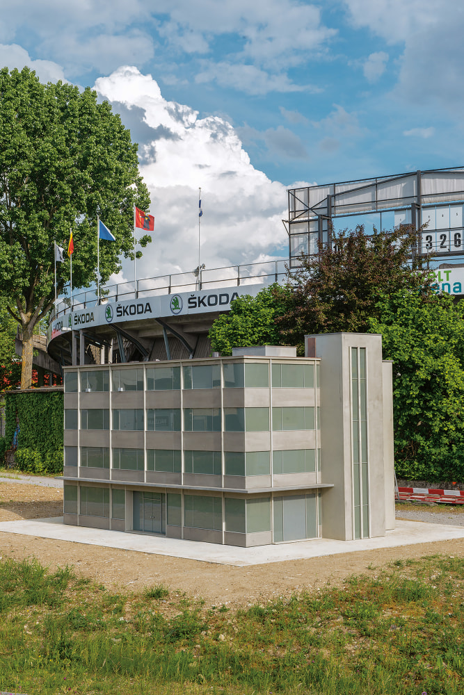 Installation view of sculpture by Peter Fischli and David Weiss
