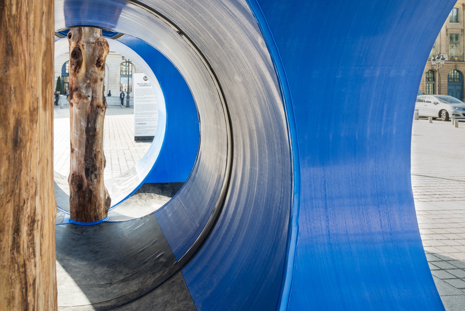 Outdoor view of sculpture by Oscar Tuazon
