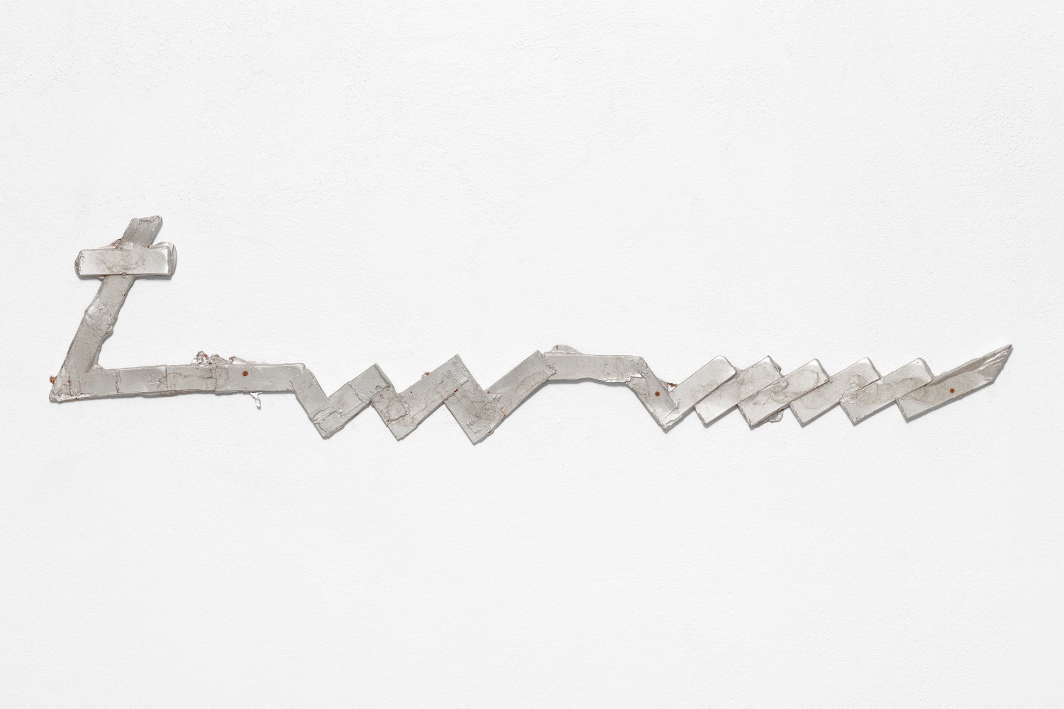 JUDAS UNDERSCORE

2024

Sand cast pewter

29 x 119 cm / 11 3/8 x 46 7/8 in

&amp;copy; Matias Faldbakken