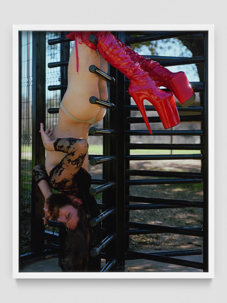 TURNSTILE GATE NO. 1
2020
Chromogenic print on Kodak Endura paper, framed
Edition of 3&amp;nbsp;+ 1 AP
Image 57 x 45 cm / 22 1/2 x 17 3/4 inches

RODLA47257