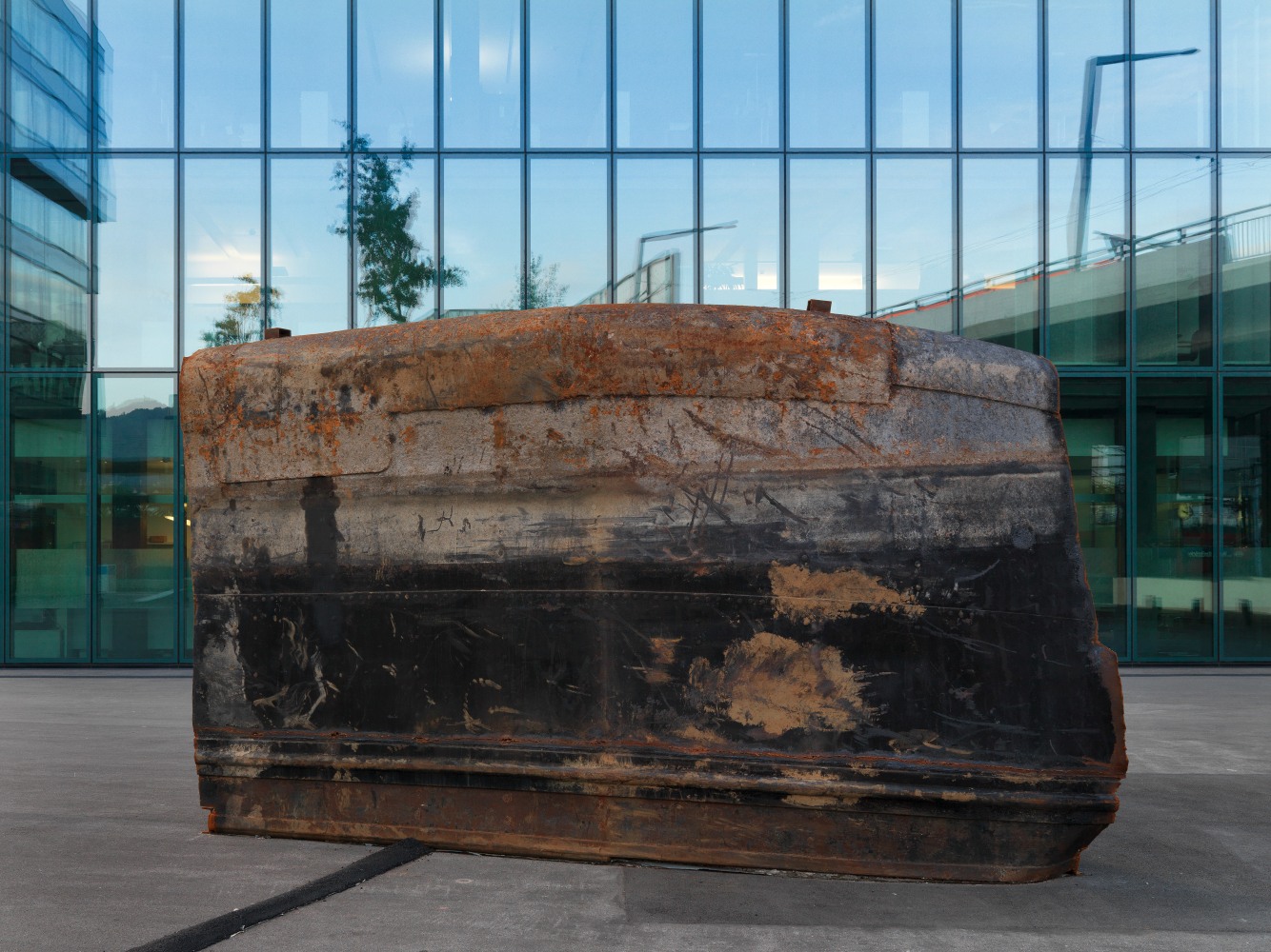 Installation view of sculpture by Oscar Tuazon