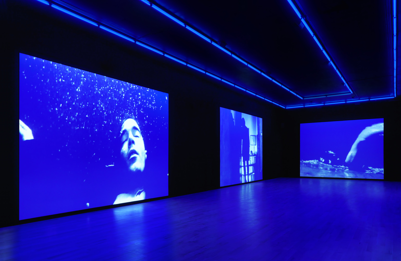 Installation view of sculptures by Ugo Rondinone