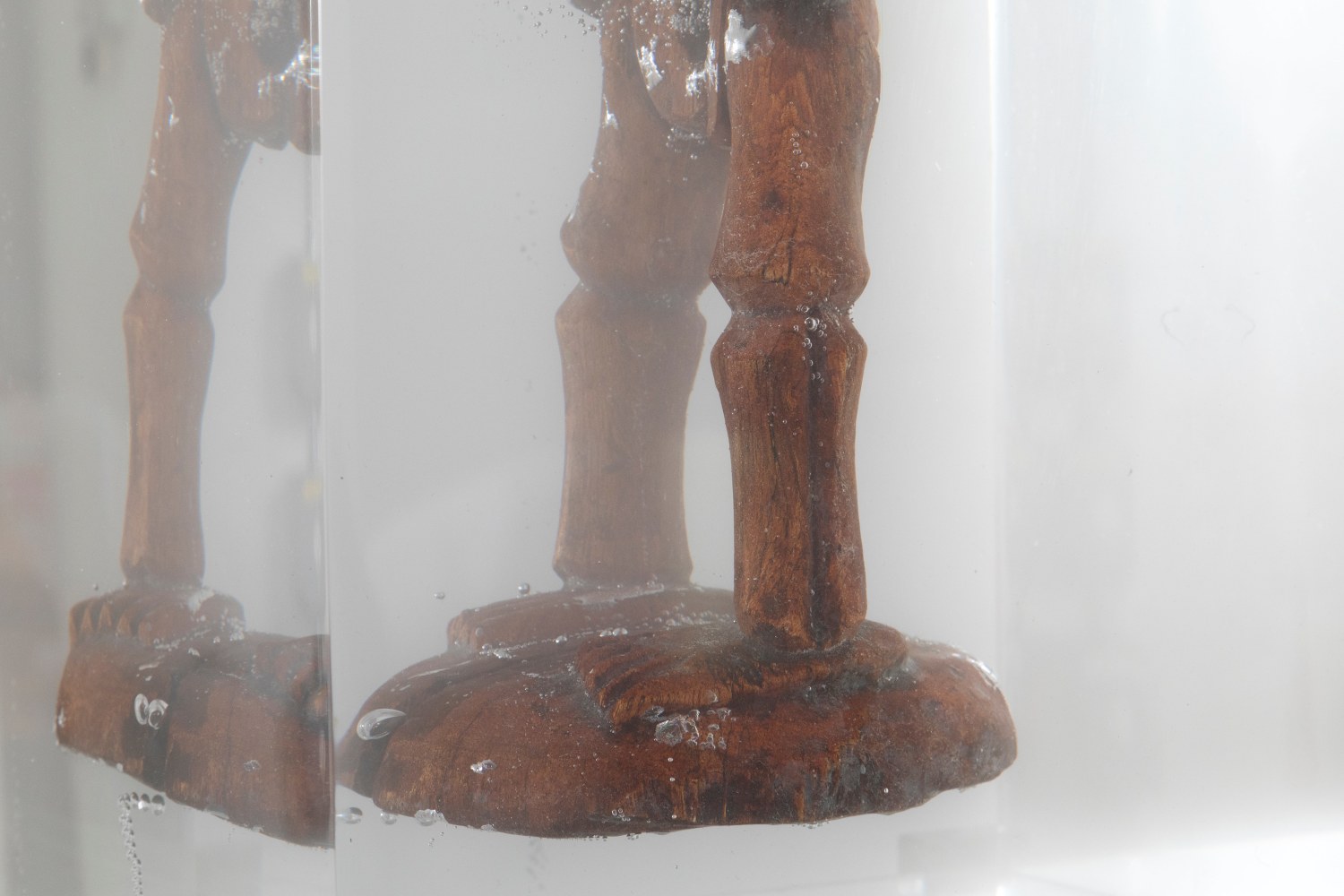 MATTHEW ANGELO HARRISON
The Visitor
2024
Wooden figure, polyurethane resin, steel, acrylic
Sculpture 77 x 28 x 28 cm / 30 3/8 x 11 x 11 in
Pedestal 112 x 33.5 x 30.5 cm / 44 1/8 x 13 1/4 x 12 in
HARRI60087