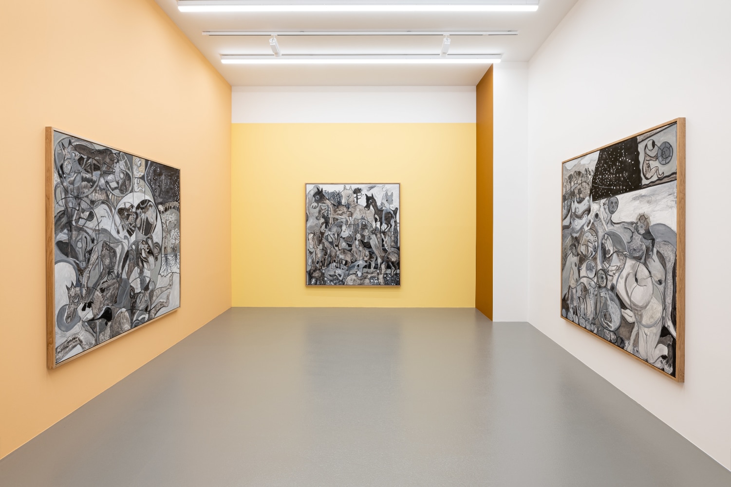 Installation view of paintings by Tobias Pils and wall paintings by Gerwald Rockenschaub