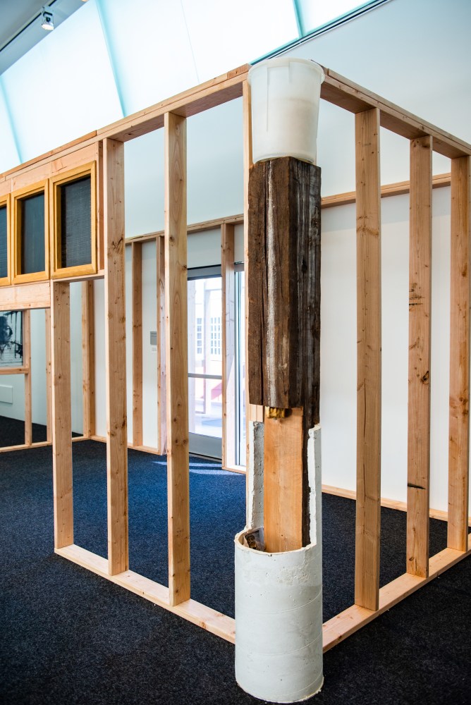 Installation view of sculpture by Oscar Tuazon