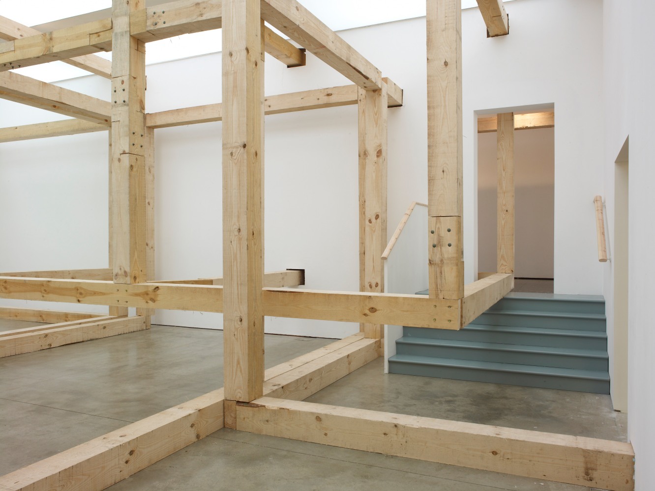 Installation view of sculpture by Oscar Tuazon