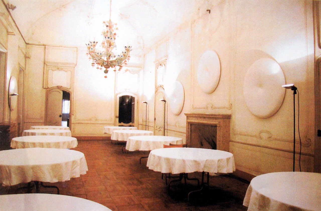 CANDIDA&amp;nbsp;H&amp;Ouml;FER&amp;nbsp;
Castello di Rivara
1989
Colour photograph, framed
Ed. 1/6
Image&amp;nbsp; 23.5 x 35.5 cm / 9 1/4 x 14 inches
Frame&amp;nbsp; 72.5 x 62.5 x 2 cm / 28 1/2 x 24 5/8 x 3/4 inches