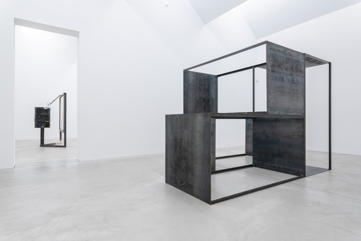 installation view oscar tuazon winterthur