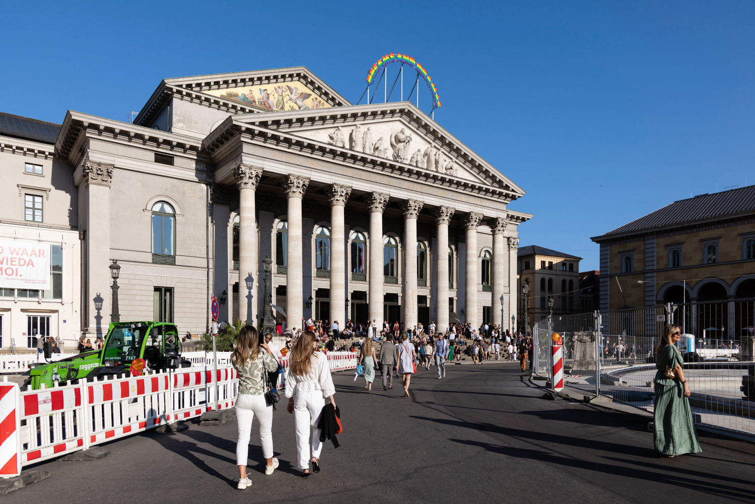Installation view, Ugo Rondinone, Dreams and Dramas, Bayerische Staatsoper, Munich, 2025