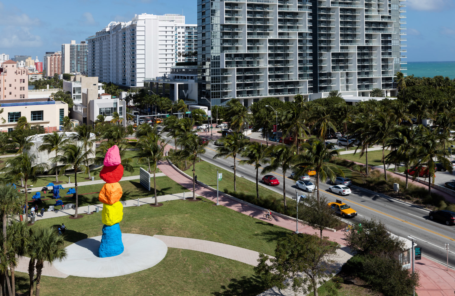 Installation view of sculpture by Ugo Rondinone