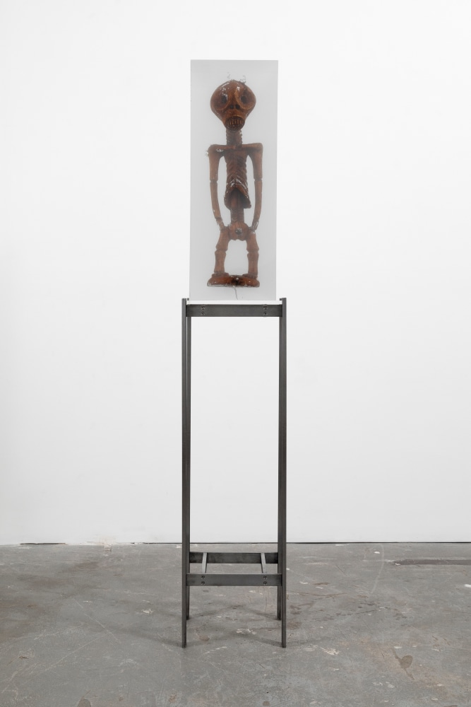 MATTHEW ANGELO HARRISON
The Visitor
2024
Wooden figure, polyurethane resin, steel, acrylic
Sculpture 77 x 28 x 28 cm / 30 3/8 x 11 x 11 in
Pedestal 112 x 33.5 x 30.5 cm / 44 1/8 x 13 1/4 x 12 in
HARRI60087