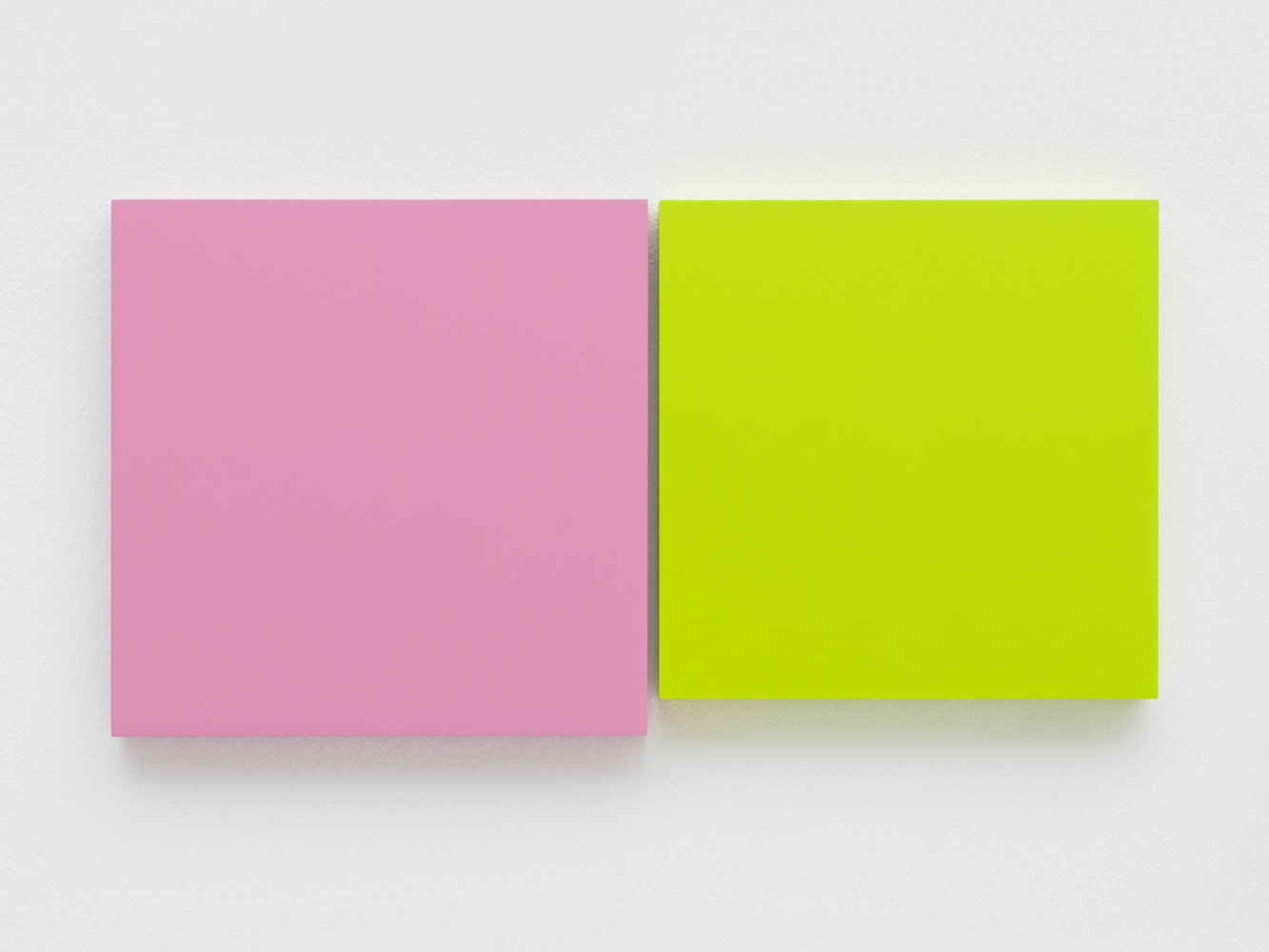 GERWALD ROCKENSCHAUB
bass+ (re)modification
2024
2 objects; lacquered MDF
Unique
Object 1 30 x 30 x 3 cm / 11 3/4 x 11 3/4 x 1 1/8 in
Object 2 28 x 28 x 3 cm / 11 x 11 x 1 1/8 in
Total dims. 30 x 58.5 x 3 cm / 11 3/4 x 23 x 1 1/8 in
ROCKE60274