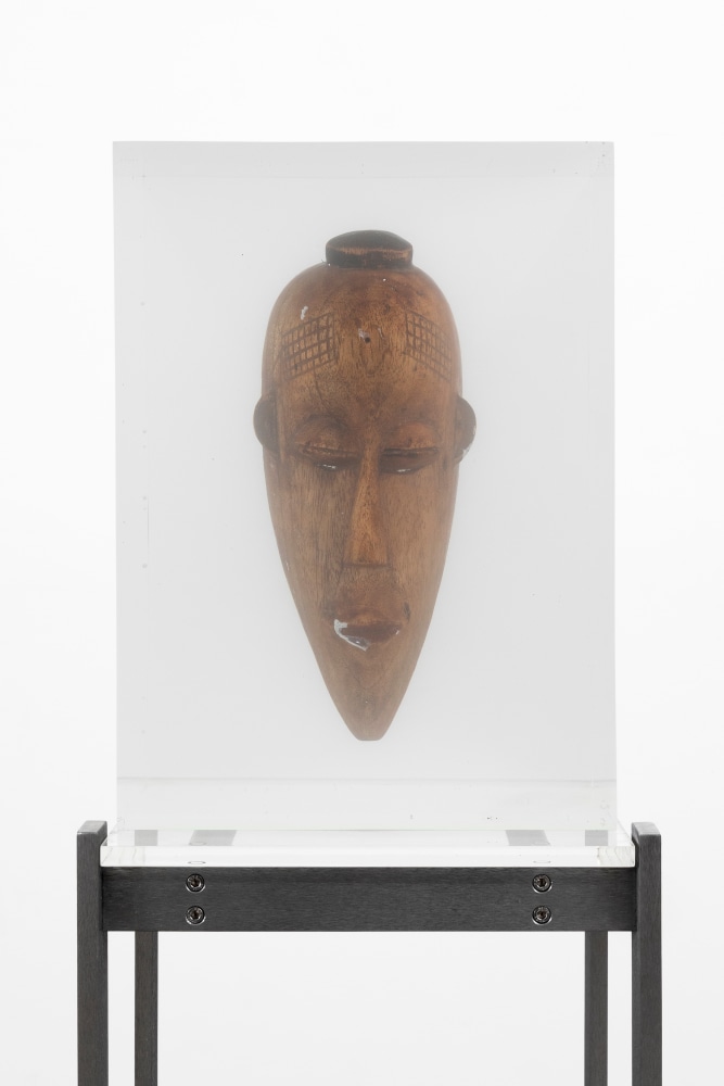 MATTHEW ANGELO HARRISON
Patient Descent
2024
Wooden figure, polyurethane resin, steel, acrylic
Sculpture 41 x 22 x 30 cm / 16 1/8 x 8 5/8 x 11 3/4 in
Pedestal 112 x 30.5 x 33 cm / 44 x 12 x 13 in
HARRI60085