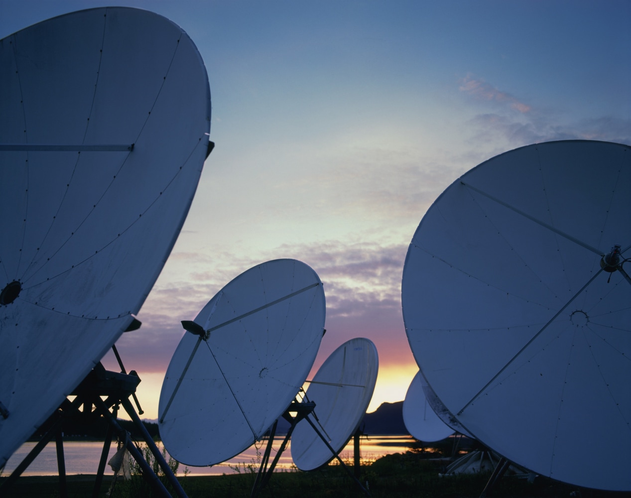 PURE CHANNEL

2005

C-print mounted on aluminum; framed with white wooden frame

Ed. 3/6 + 2 AP

Sheet&amp;nbsp; 122 x 152.5 cm / 48 x 60 inches

Frame&amp;nbsp; 126 x 158 x 4.5 cm / 49 5/8 x 62 1/4 x 1 3/4 inches

40&amp;#39;000 USD