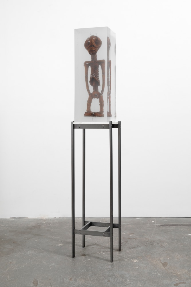 MATTHEW ANGELO HARRISON
The Visitor
2024
Wooden figure, polyurethane resin, steel, acrylic
Sculpture 77 x 28 x 28 cm / 30 3/8 x 11 x 11 in
Pedestal 112 x 33.5 x 30.5 cm / 44 1/8 x 13 1/4 x 12 in
HARRI60087