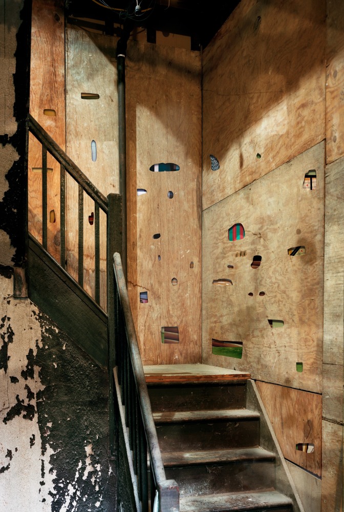 PERFORATED LANDING I
2020