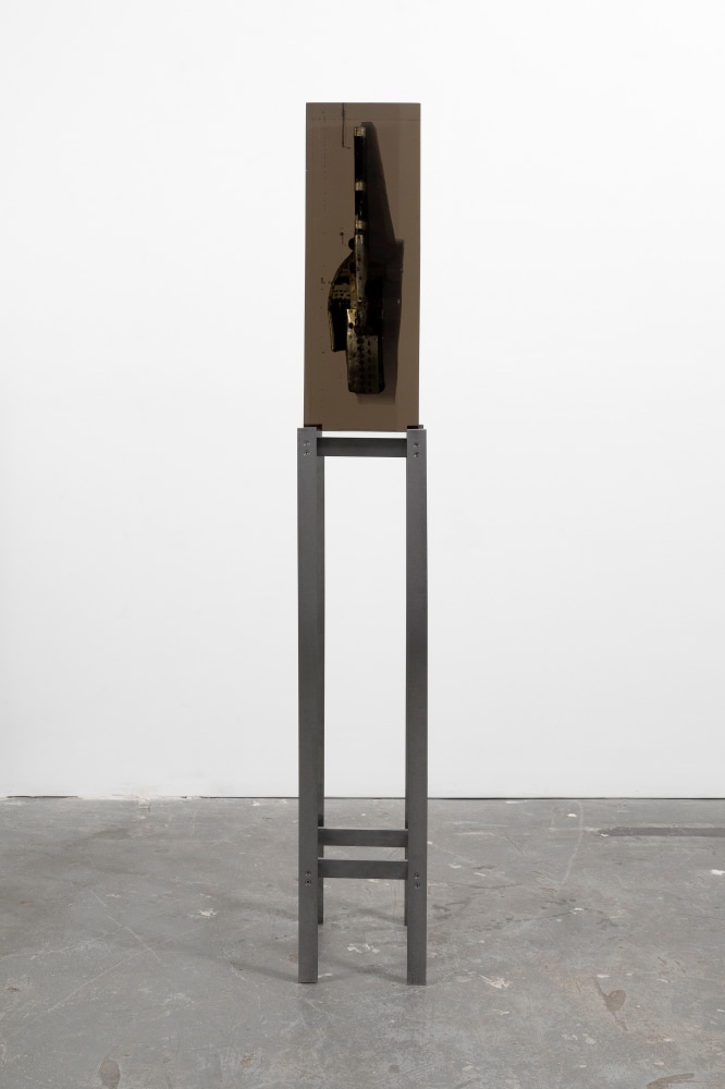 MATTHEW ANGELO HARRISON
Carrying Your Shadow
2024
Wooden figure, polyurethane resin, steel, acrylic
Sculpture 66 x 30 x 23 cm / 26 x 11 3/4 x 9 in
Pedestal 112 x 35.5 x 25.5 cm / 44 1/8 x 14 x 10 in
HARRI60082