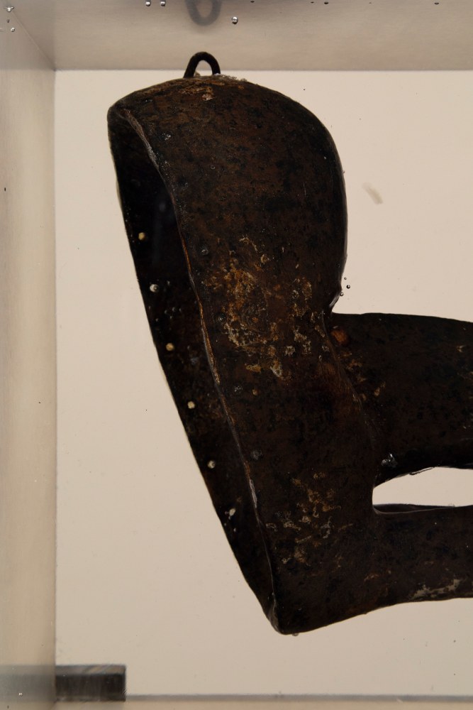 MATTHEW ANGELO HARRISON
Prey
2024
Wooden figure, polyurethane resin, steel, acrylic
Sculpture 23 x 26.5 x 16 cm / 9 x 10 3/8 x 6 1/4 in
Pedestal 112 x 21 x 29.5 cm / 44 1/8 x 8 1/4 x 11 5/8 in
HARRI60080