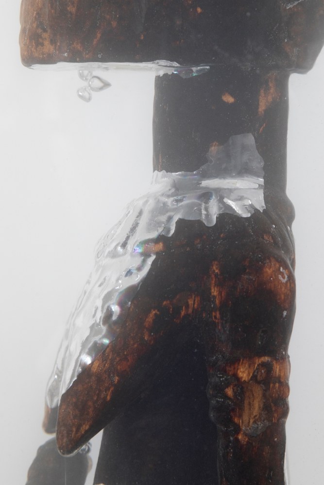 MATTHEW ANGELO HARRISON
Mother Still Holds You
2024
Wooden figure, polyurethane resin, steel, acrylic
Sculpture 56 x 24.5 x 21 cm / 22 x 9 5/8 x 8 1/4 in
Pedestal 112 x 27.5 x 27.5 cm / 44 1/8 x 10 7/8 x 10 7/8 in
HARRI60090