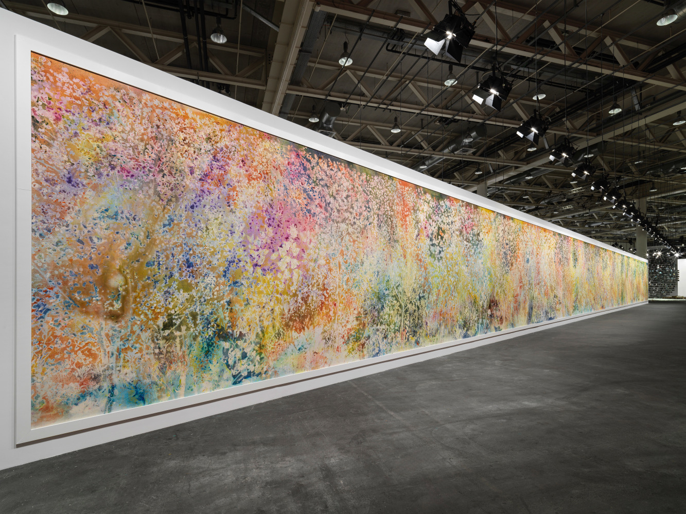 Spring to Fall

2023-2024

Pigment on canvas

366 x 4572 cm / 144 x 1800 in

&amp;copy; Sam Falls