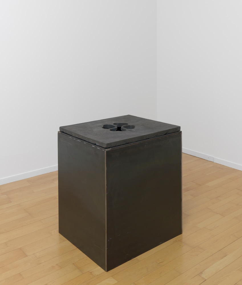 SCULPTURE BY Valentin Carron