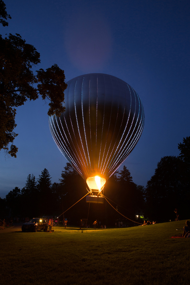 Installation view of living art installation by Doug Aitken