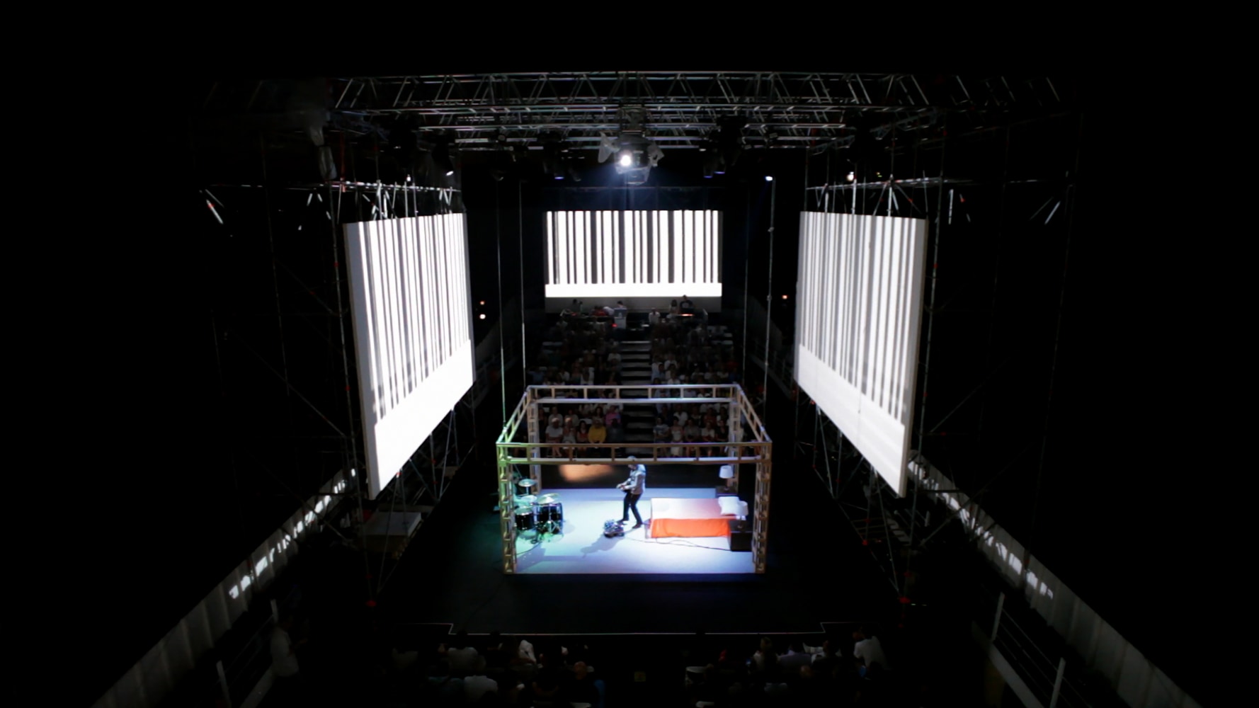 Image of performance by Doug Aitken