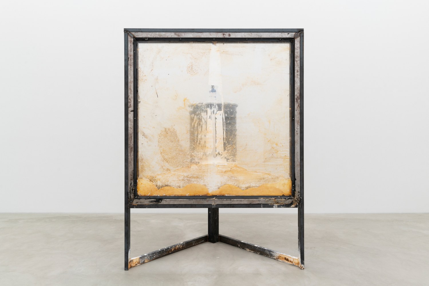 installation view oscar tuazon winterthur