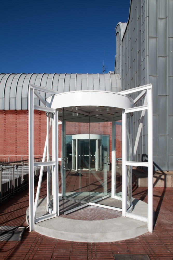 Installation view of sculpture by Oscar Tuazon