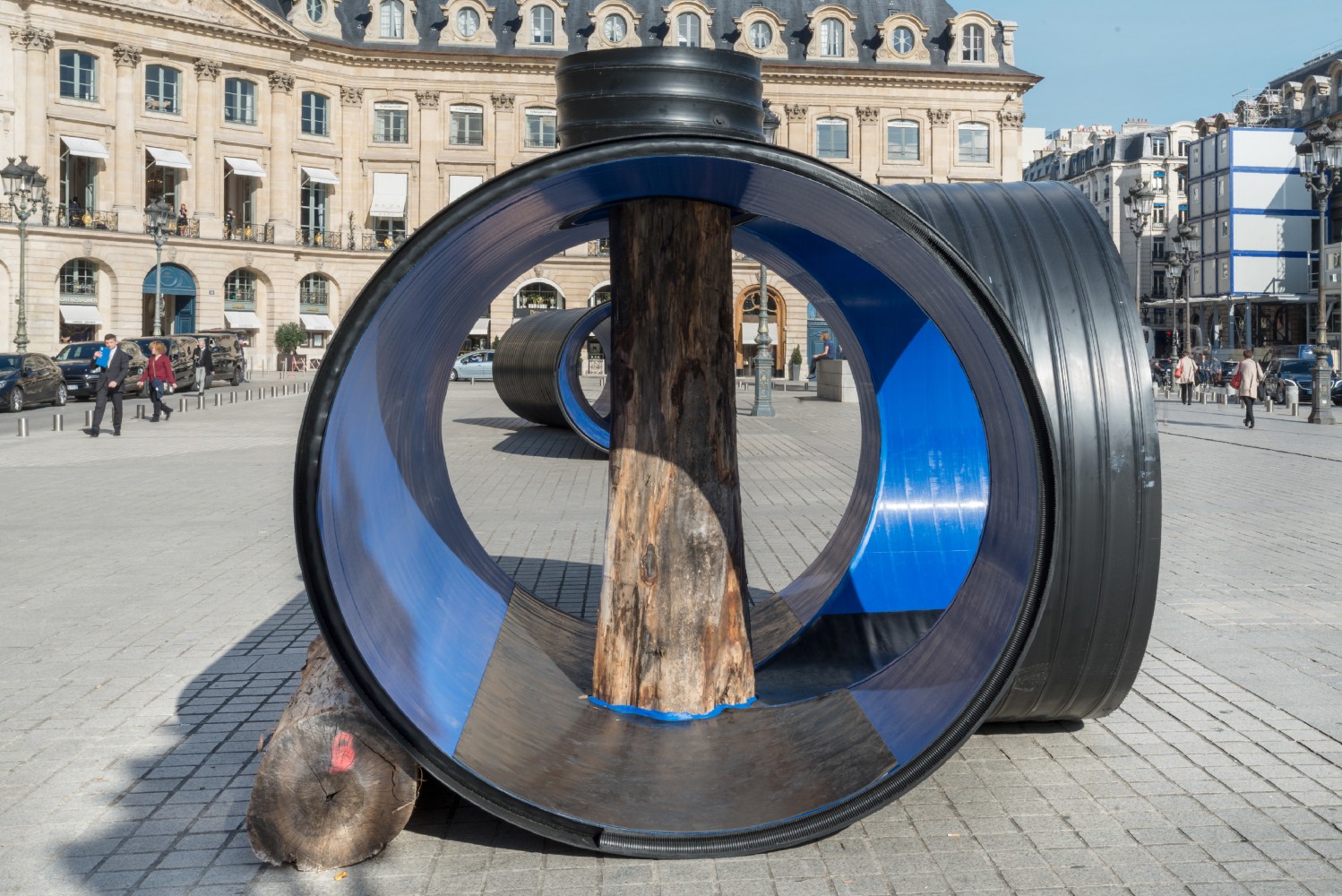 Installation view of sculpture by Oscar Tuazon