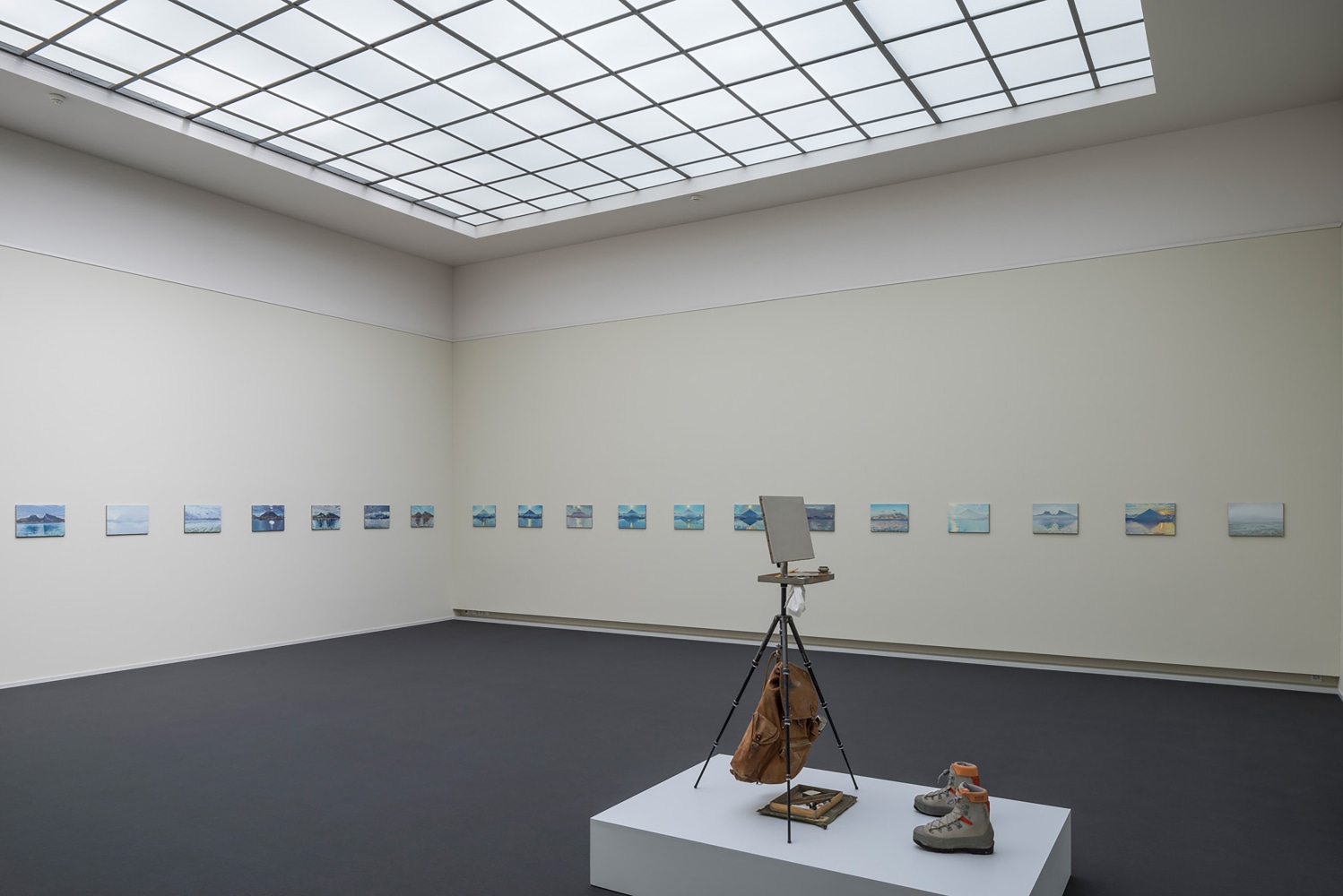 Installation view of works by Ferdinand Hodler and Jean-Frédéric Schnyder